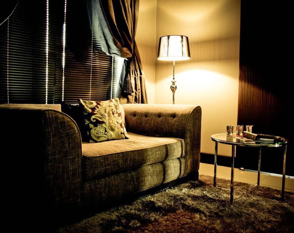 Altissimo Guesthouse Блоемфонтейн Екстериор снимка