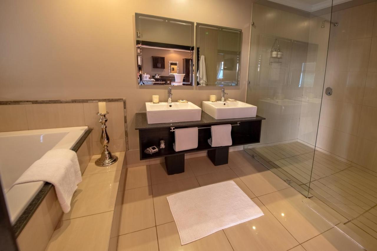 Altissimo Guesthouse Блоемфонтейн Екстериор снимка