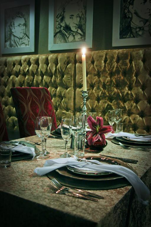 Altissimo Guesthouse Блоемфонтейн Екстериор снимка