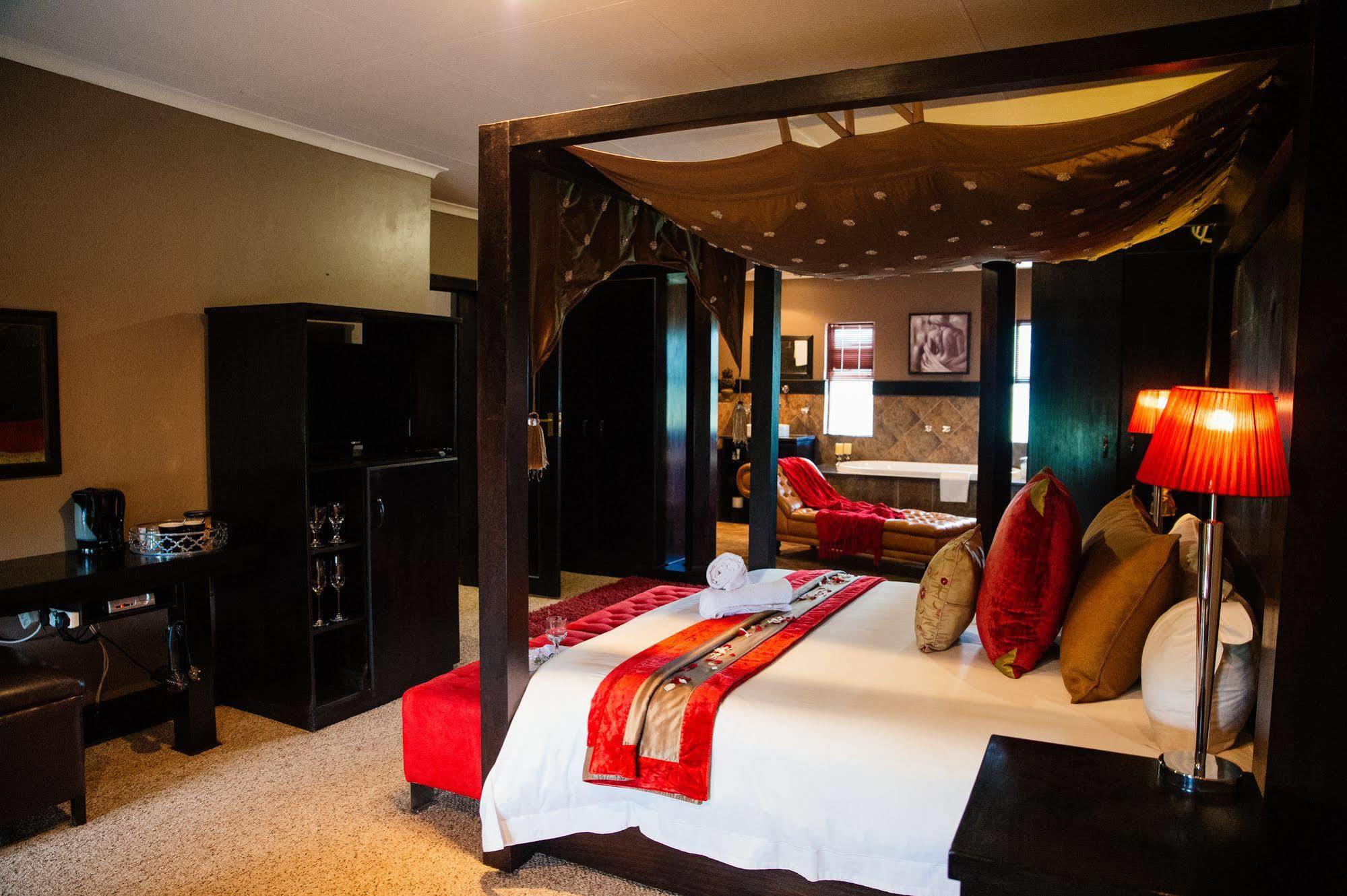 Altissimo Guesthouse Блоемфонтейн Екстериор снимка